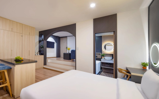 Viet Lotus Saigon Hotel