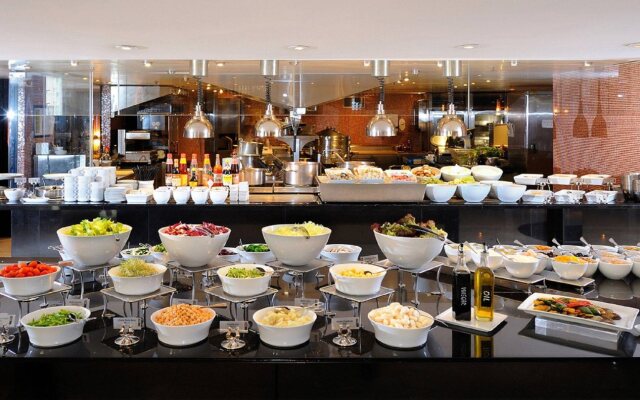Courtyard by Marriott Hong Kong