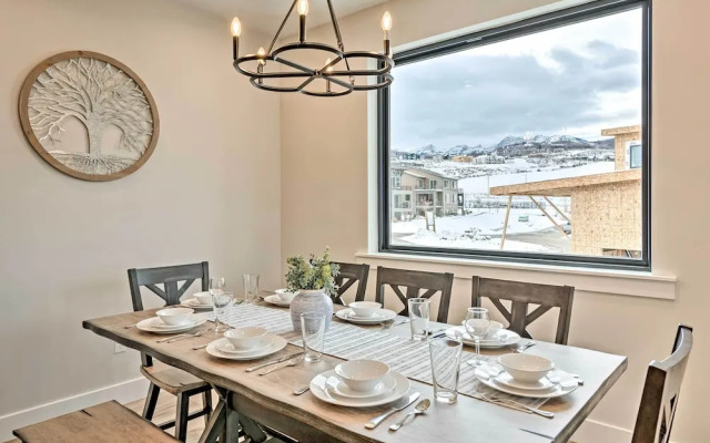 Newly-built Lakeside Gem w/ Community Perks!