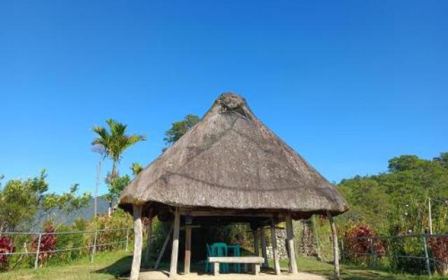 Hiwang Native House Inn & Viewdeck