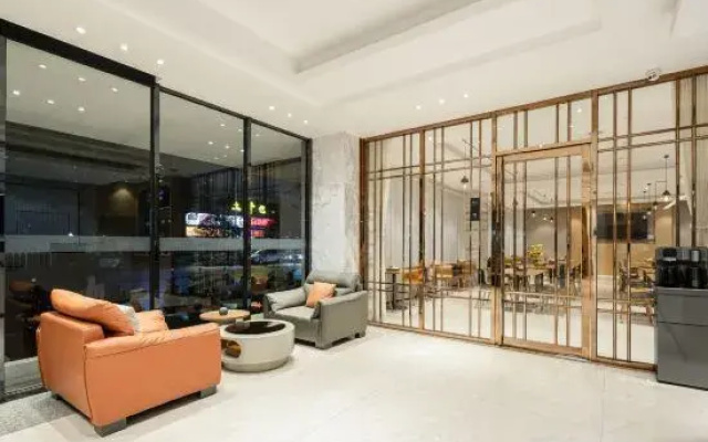 City Comfort Inn (Hechi Chengxi Avenue)