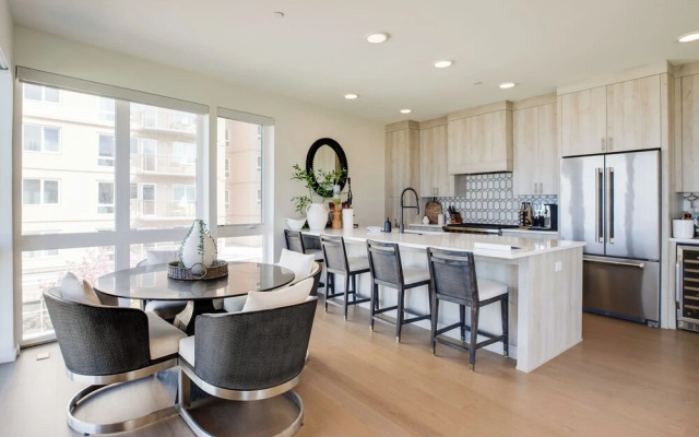Seaside Vacation Rental: Walk to Beach & Downtown!
