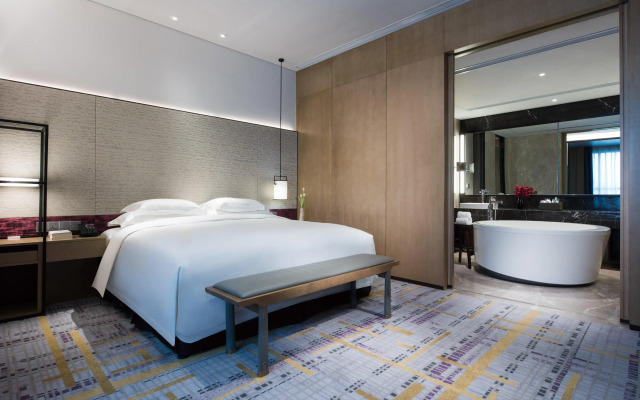 Crowne Plaza Baoji City Center