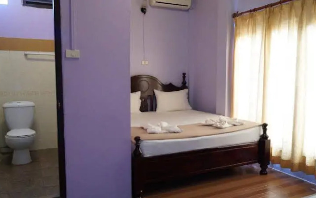 Sout Jai Guest House & Restaurant