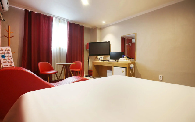 Daejeon Dunsan Four Seasons