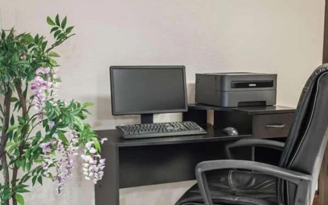 Cozy Inn formerly Quality Inn