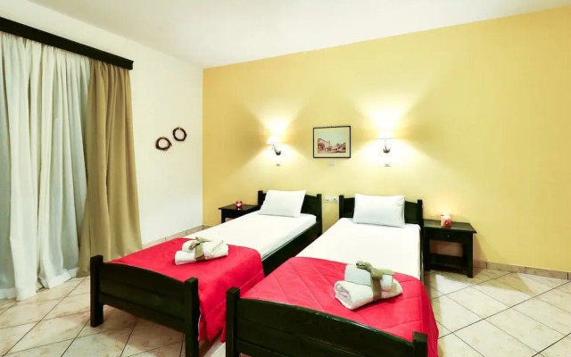 Remezzo Apartments & Studios