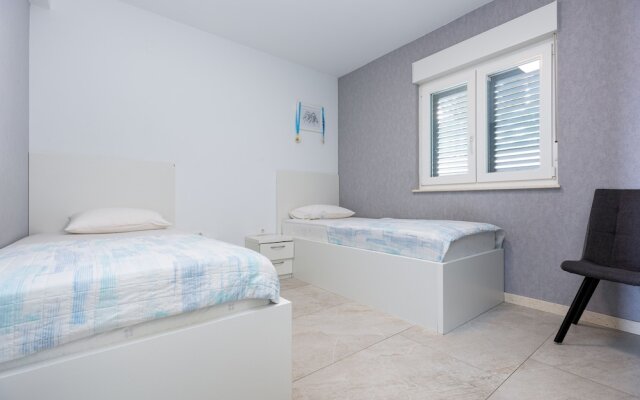 Holiday Home Miriam Kastela With a Private Pool