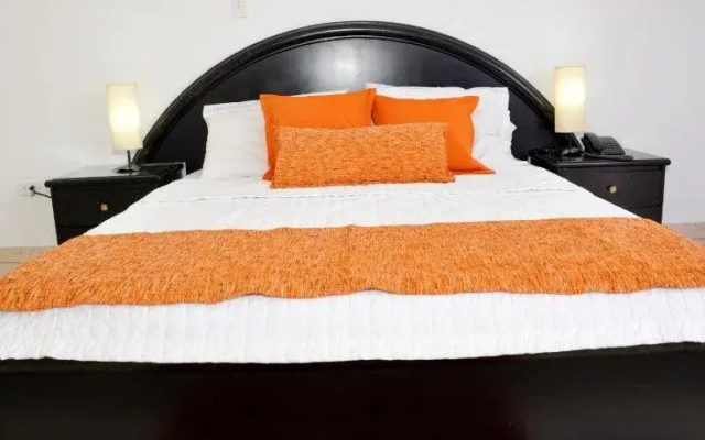 Hotel Axis Inn by Geh Suites