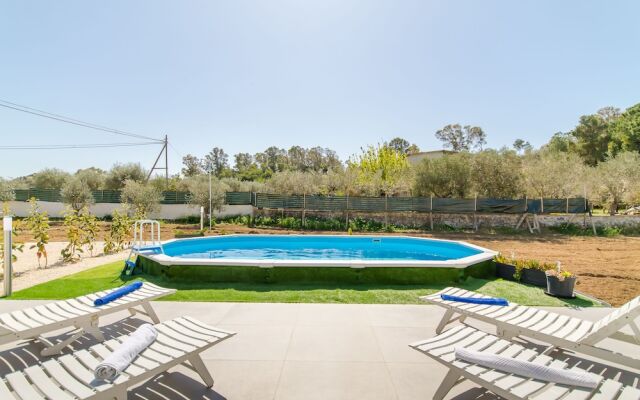 White Villa With Swimming Pool
