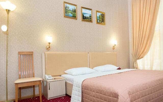 Hotel Lermontovskiy