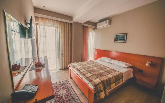 Kaonia Hotel