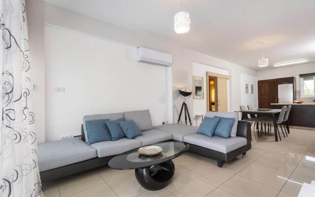 Bay View Gardens Apt 3