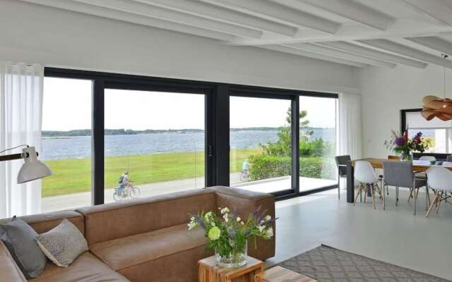 Detached Villa With Views Over Lake Veere