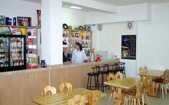 Tadros