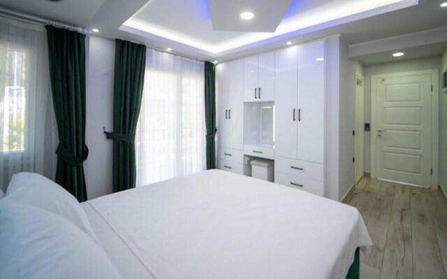 Serene Villa With Private Pool