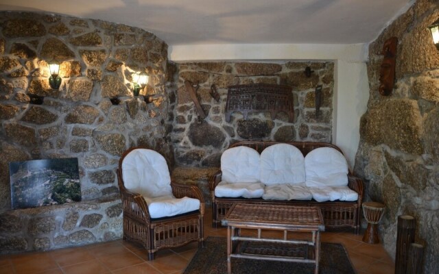 House With 2 Bedrooms in Vila Nova de Famalicão, With Wonderful Lake V