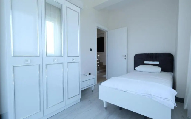 Prestige Villas