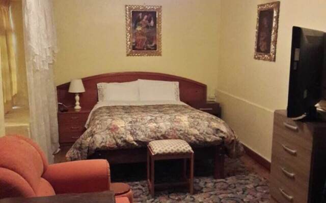 Colonial Guest House