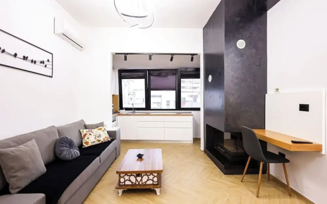 Grandstay Central 105