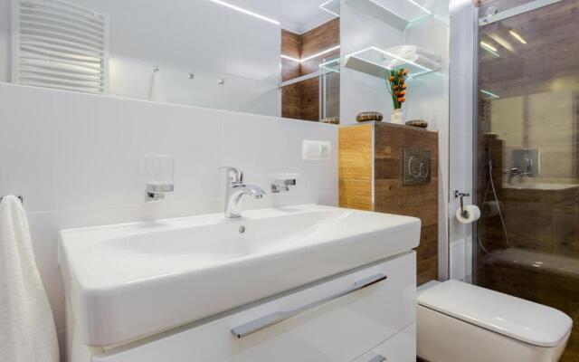 Kings Landing Apartament