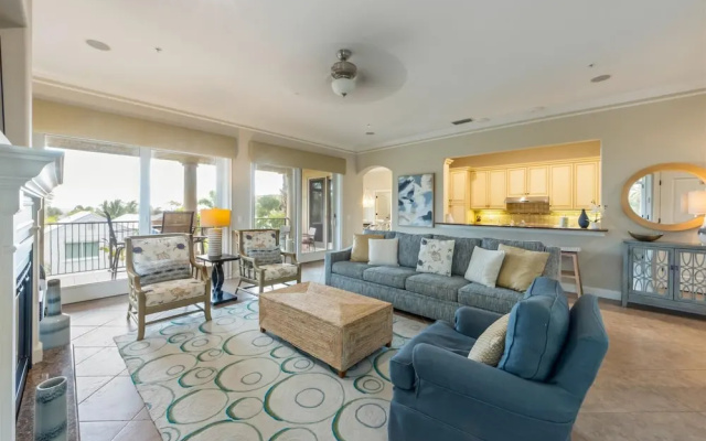 Holmes Beach Shoreline Suites