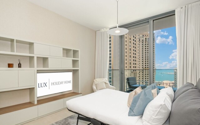 LUX Contemporary Suite Marina View 4