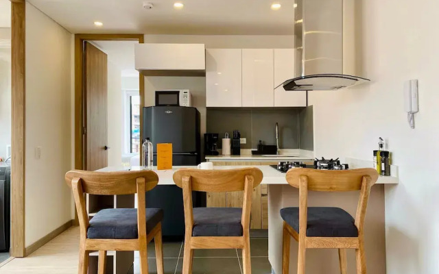 w Illustrious 2BR w Street View in Chapinero