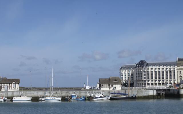 Résidence Pierre et Vacances Le Beach