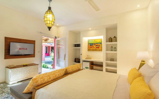 PinkPrivate Sanur - for Cool Adults Only