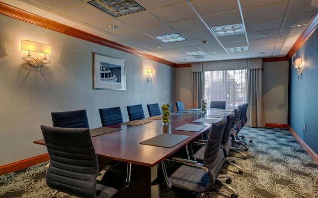 Holiday Inn Hotel & Suites-Milwaukee Airport by IHG