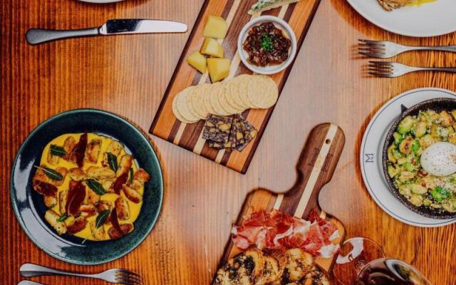 Surety Hotel, Autograph Collection