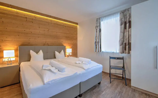 Mountain View Ski Apartment