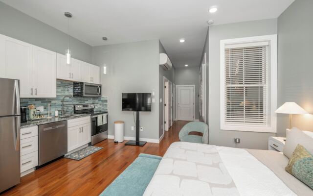 Findlay Market Suite 2