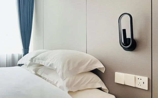 Dayin Hotel (Shanghai People's Square & Suzhou River Branch)