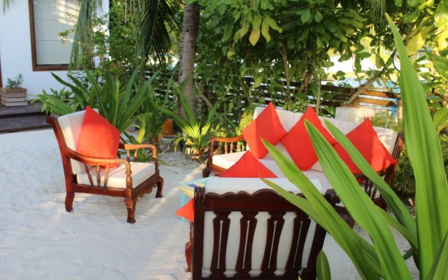 Oliva Palm Cottages