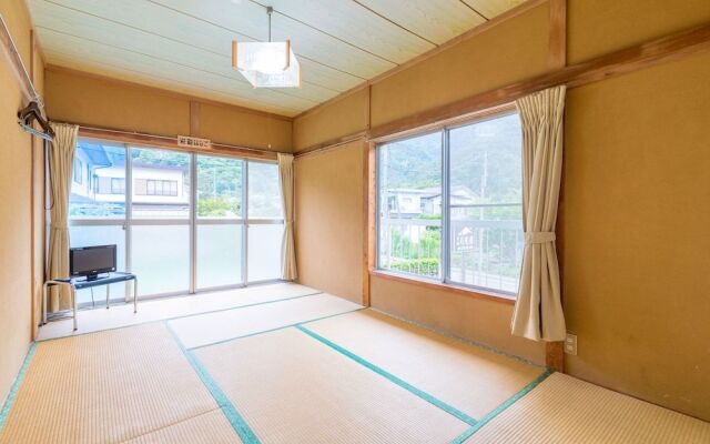 Minshuku Tsukimiya