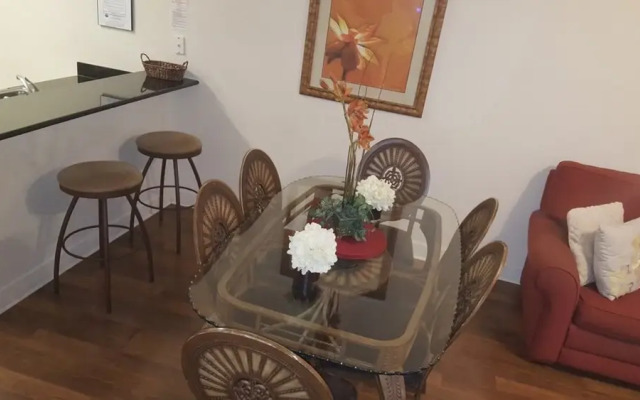 Lucaya Village 3 Bedroom