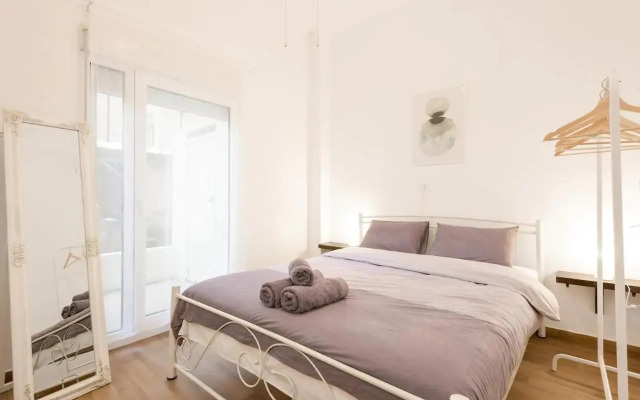 Saint Dimitrios Central Apartment 100sqm.