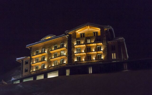 White Angel Hotel
