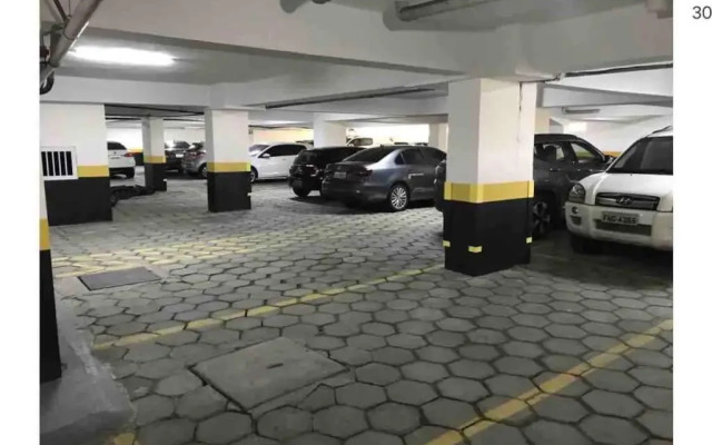 Flat e condomínio a 150m da praia - MOD 6