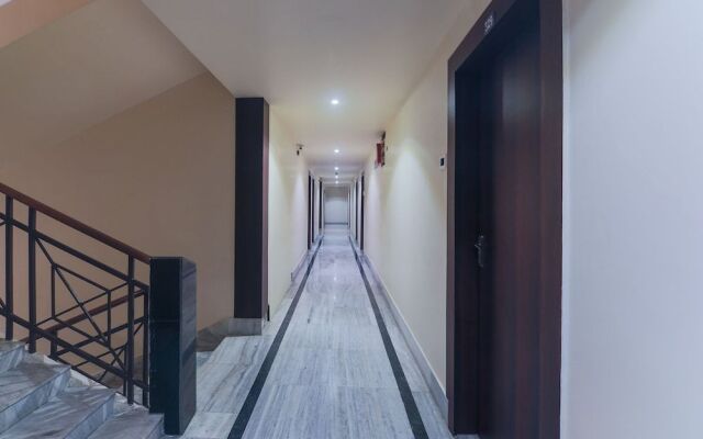 Oyo 23403 Hotel Rashmi