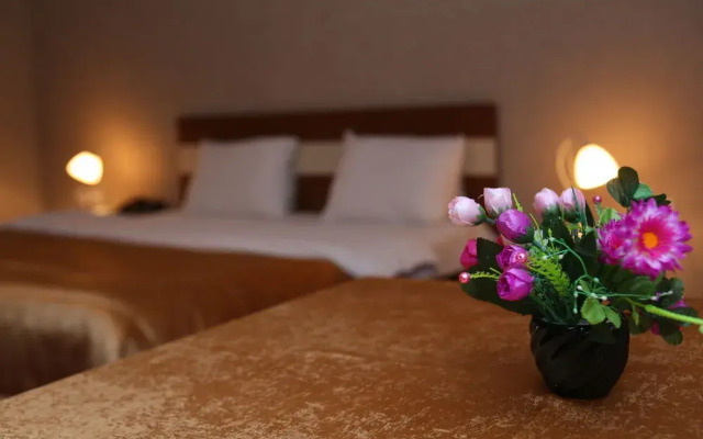 Riva Hotel