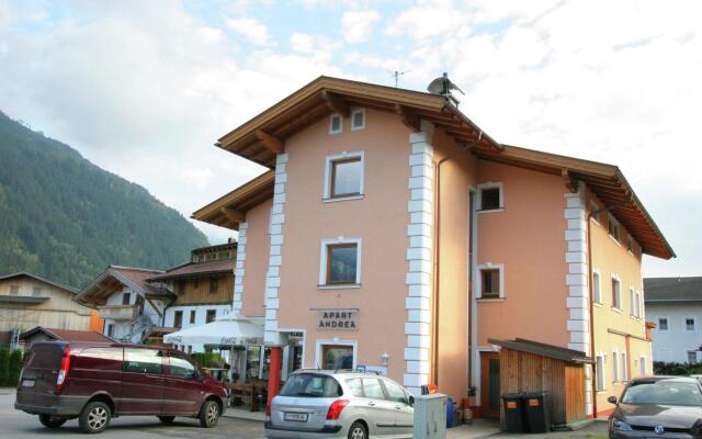 Charming Apartment in Uderns With Balcony