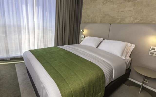 Holiday Inn Algiers - Cheraga Tower, an IHG Hotel