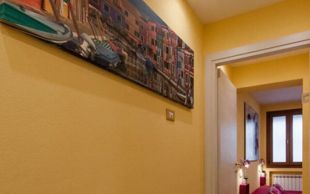 Nina Sweet Home in Venice