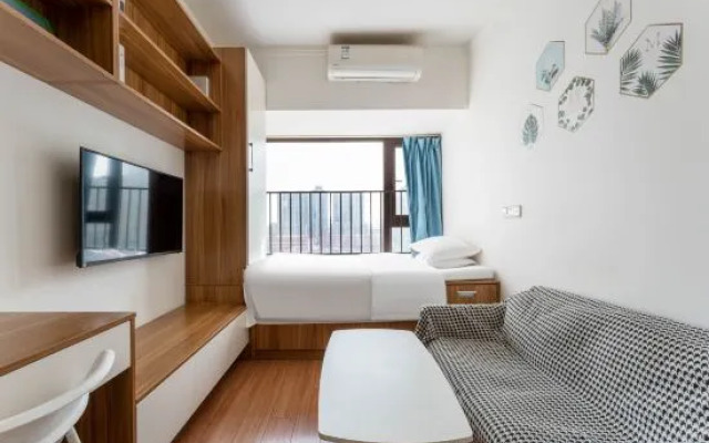 Xingxuan Smart Apartment Hotel (Zhengzhou East High-speed Railway Station)