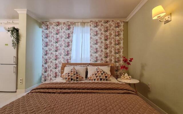 Sutki26 on Kuznechnaya Street