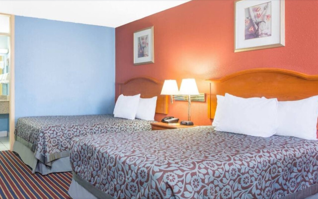 Days Inn by Wyndham Albany