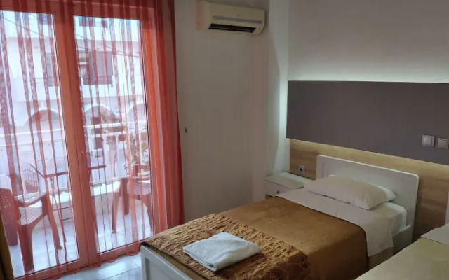 Marie Hotel